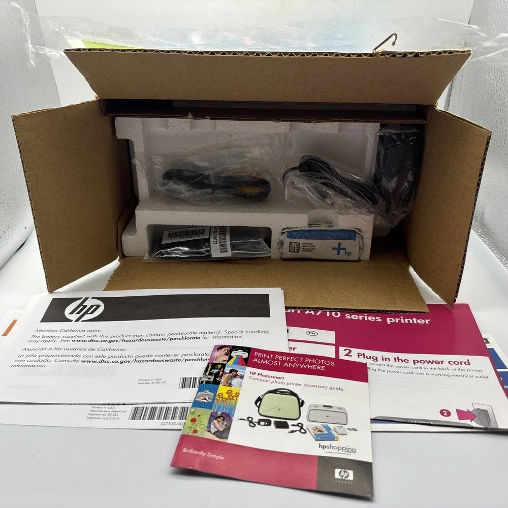 HP Photosmart A717-Compact Digital Inkjet-Photos Up 5x7 Printer